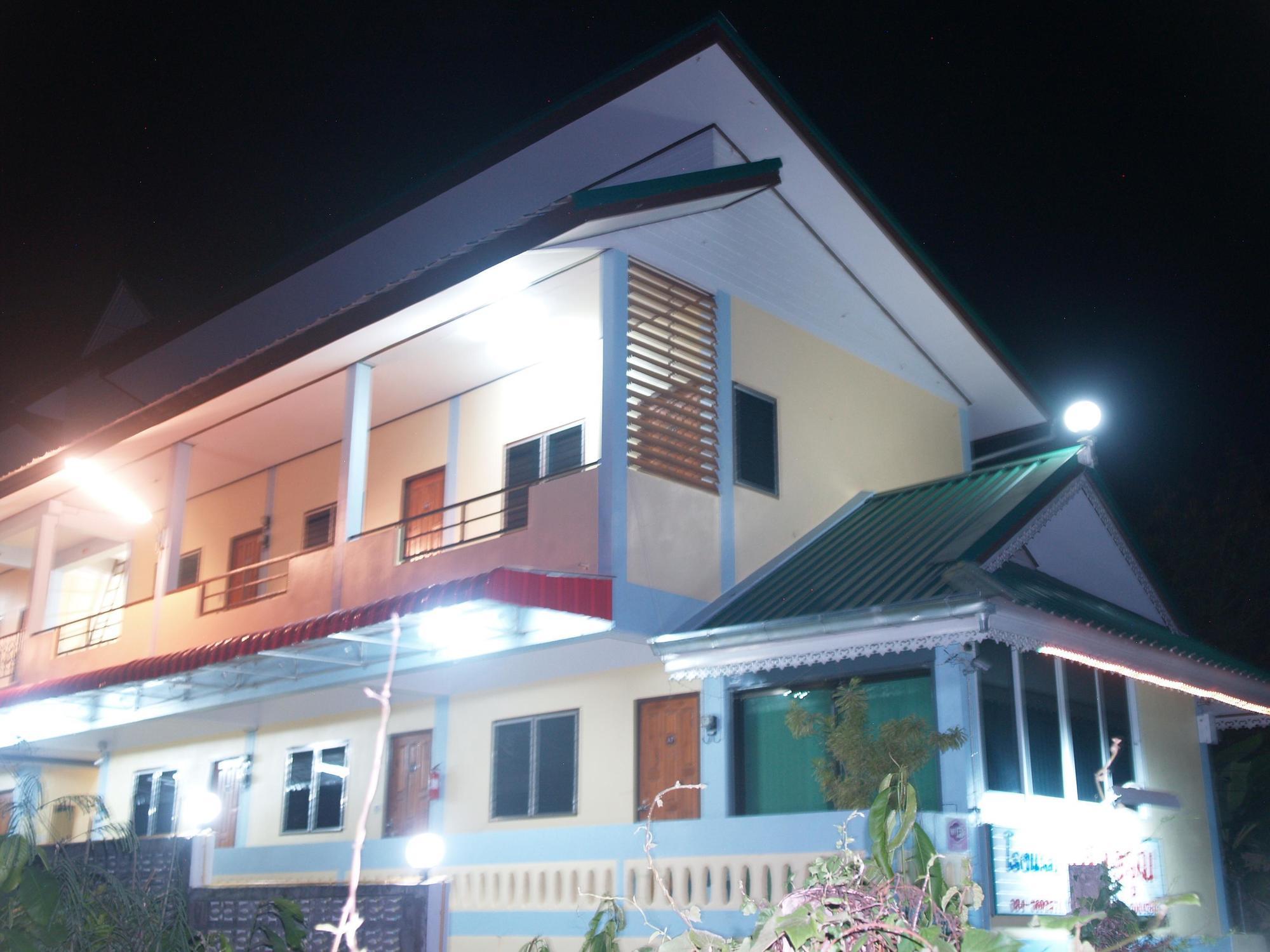 Sangaroon Hotel Pua Exterior photo
